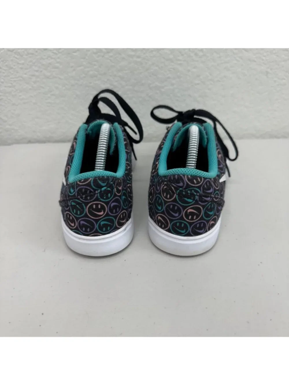 Nike SB Have A Nike Day Smiley Face Skate Shoes Sneakers AV3132-001 Kids Sz 6Y - Picture 7 of 8